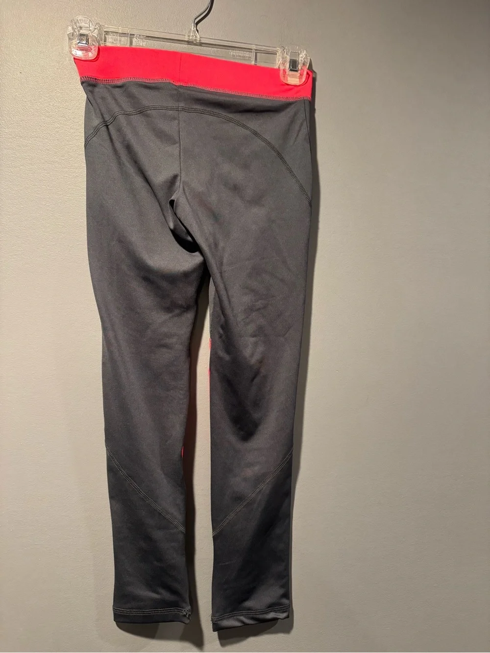 OshKosh B'gosh Black and Red Athletic Leggings